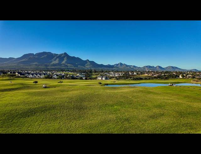 4 BEDROOM HOUSE FOR SALE IN KINGSWOOD GOLF ESTATE